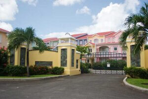 Gates-for-condominium-complexes