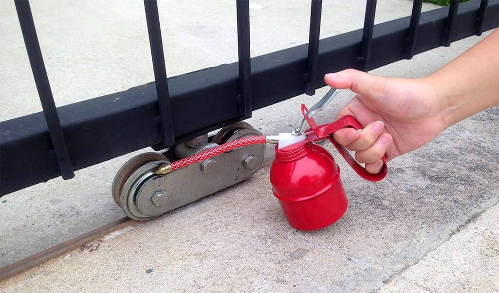 gate-lubrication